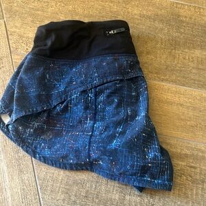 Lululemon 2.5 shorts